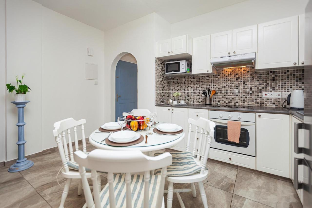 1 Bedroom In Paradise Garden 3 Apartment